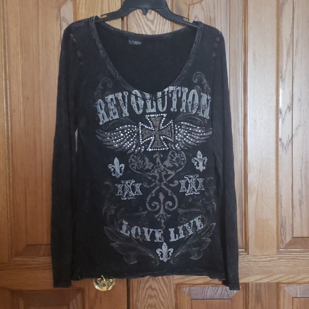 Long sleeve top